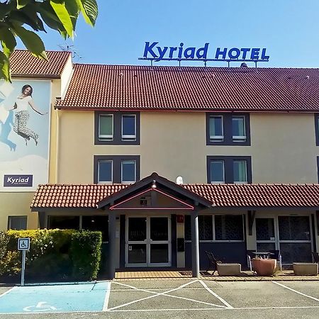 Kyriad Lyon Est - Saint Bonnet De Mure Esterno foto